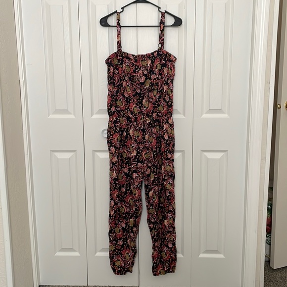 Cherokee floral Print Jumpsuit Sz M/L Black Multicolored - Picture 4 of 14